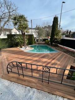 Grande terrasse en bois en IPE à Toulouse