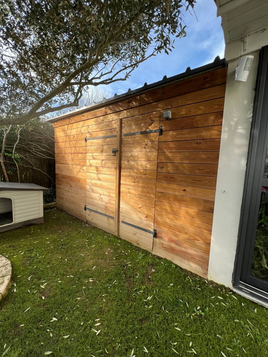 REALISATION D'UN ABRI DE JARDIN EN BOIS SUR LA COMMUNE DE VERFEUIL